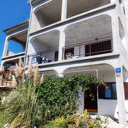 Apartments With A Parking Space Novi Vinodolski - 5600 외부 사진
