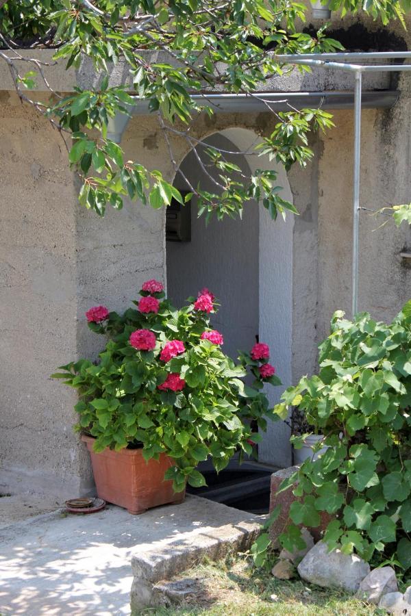 Apartments With A Parking Space Novi Vinodolski - 5600 외부 사진