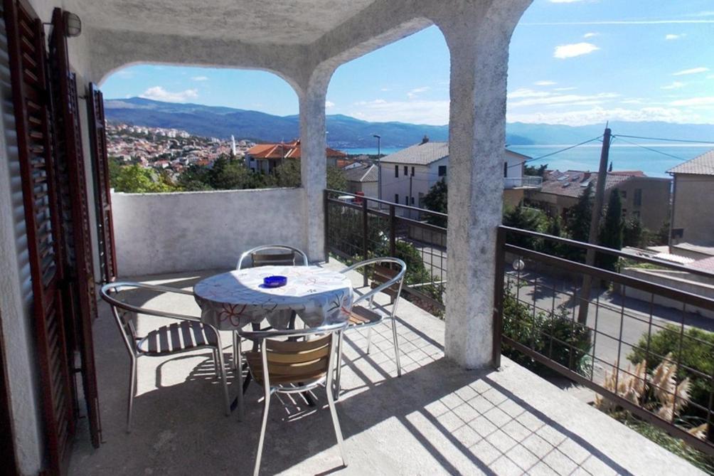 Apartments With A Parking Space Novi Vinodolski - 5600 외부 사진